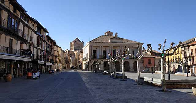 Plaza Mayor de Toro (Pueblos cerca de Zamora)